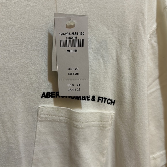Abercrombie & Fitch T-shirt, size medium, color white - Picture 3 of 3